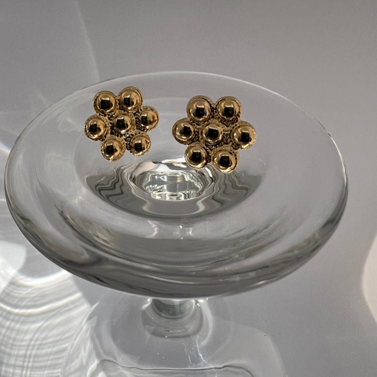 1980年代ヴィンテージ ゴールド フラワー ピアス – イギリス製