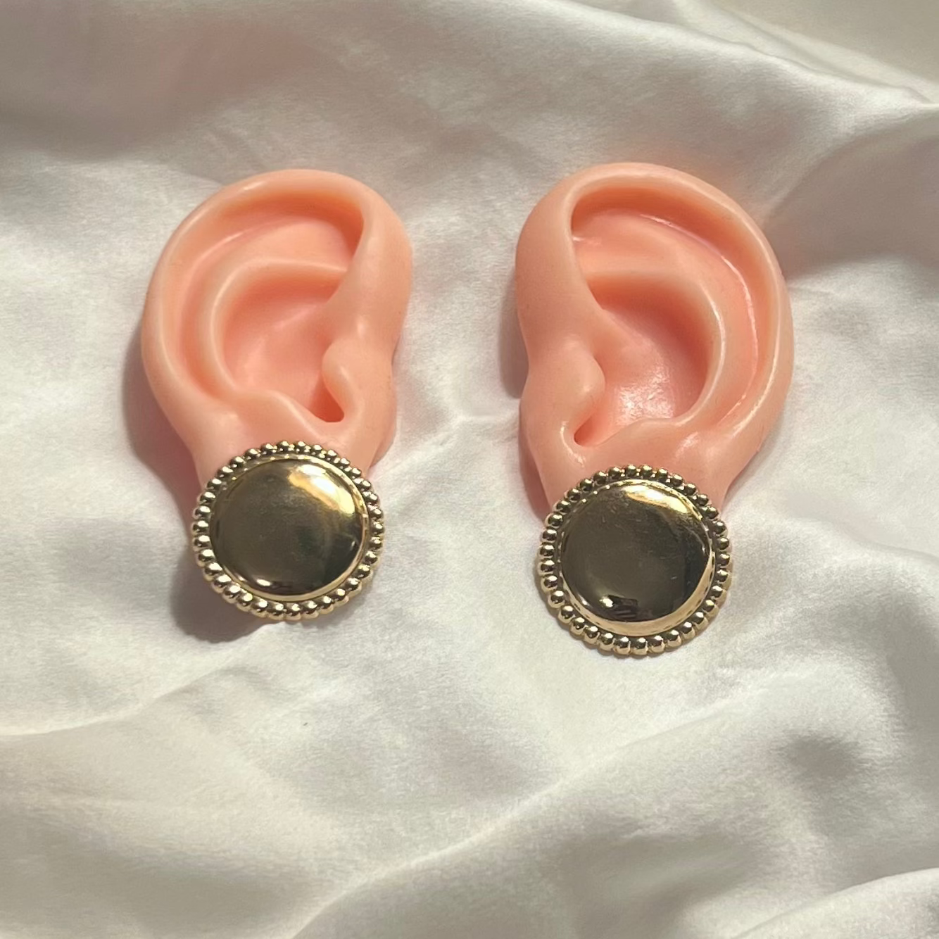 Vintage Gold Round Earrings