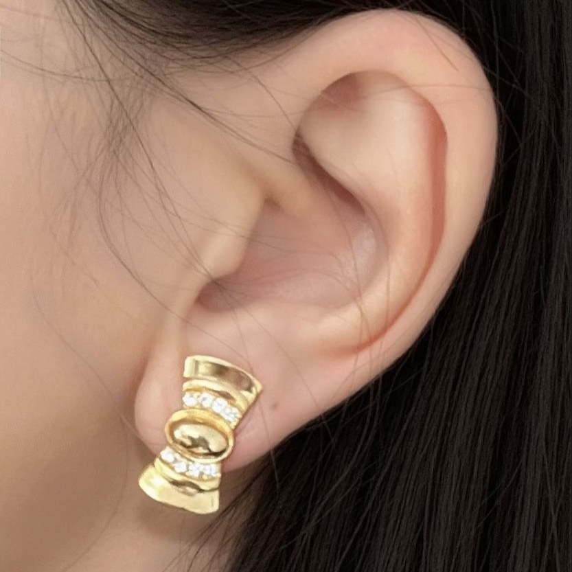 イギリス製 ヴィンテージ コスチュームジュリー　リボンイヤリング