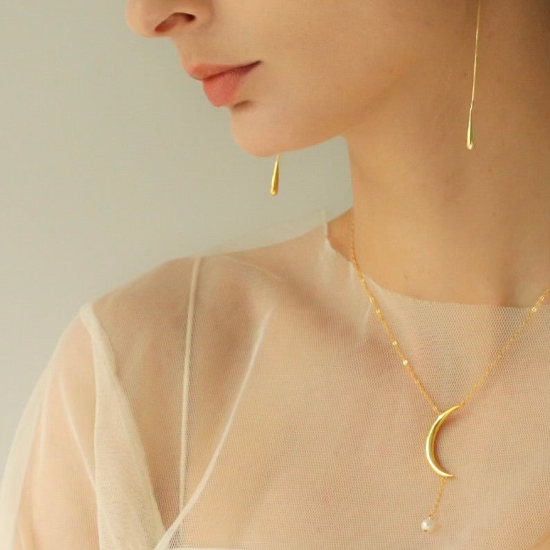 Golden Moonlight Necklace