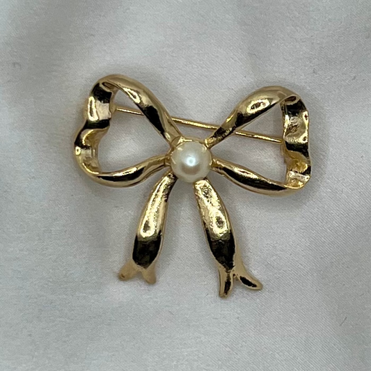 ヴィンテージ・パールリボンブローチ