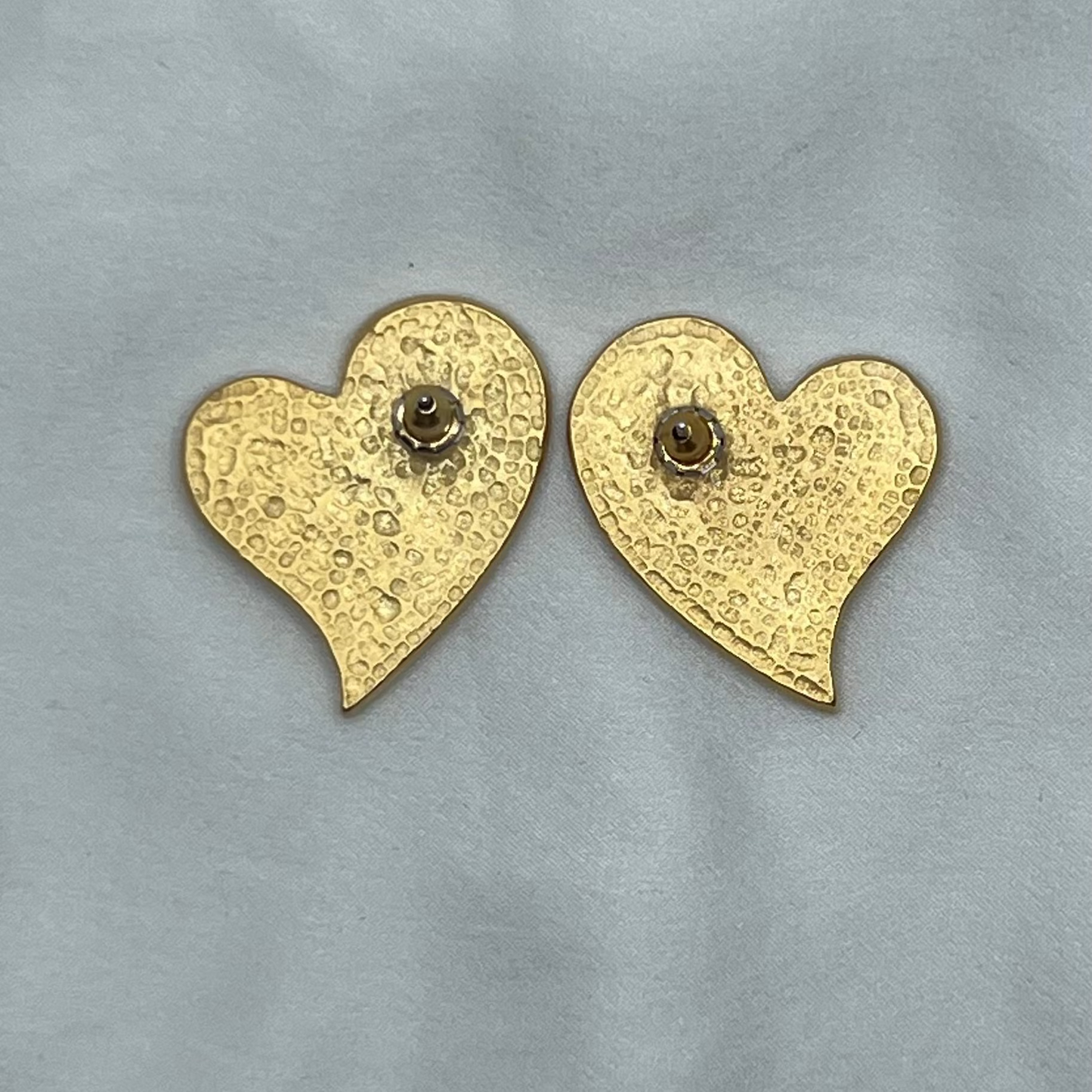 Deadstock Vintage Heart Earrings — 1980s London