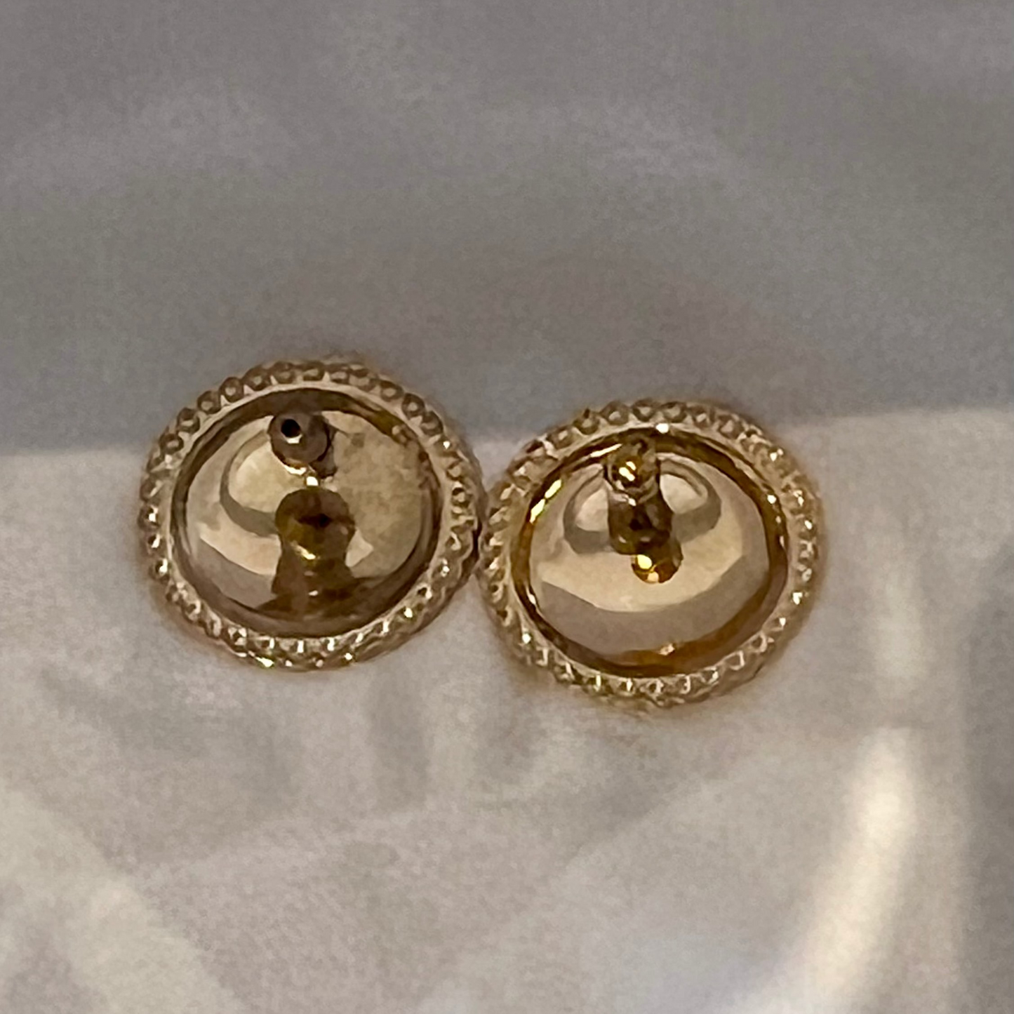 Vintage Gold Round  Earrings